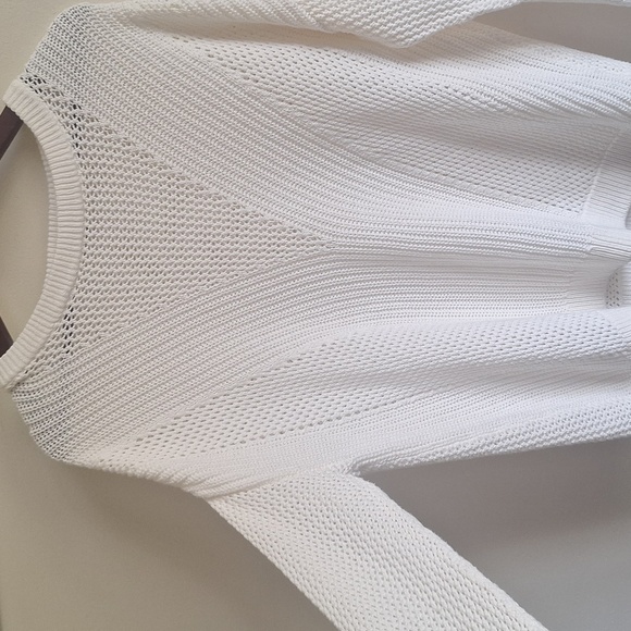 Express Minimalist Oversized RelaxedFit White Crew Neck Cotton Knit Sweater Sz S - Picture 7 of 8